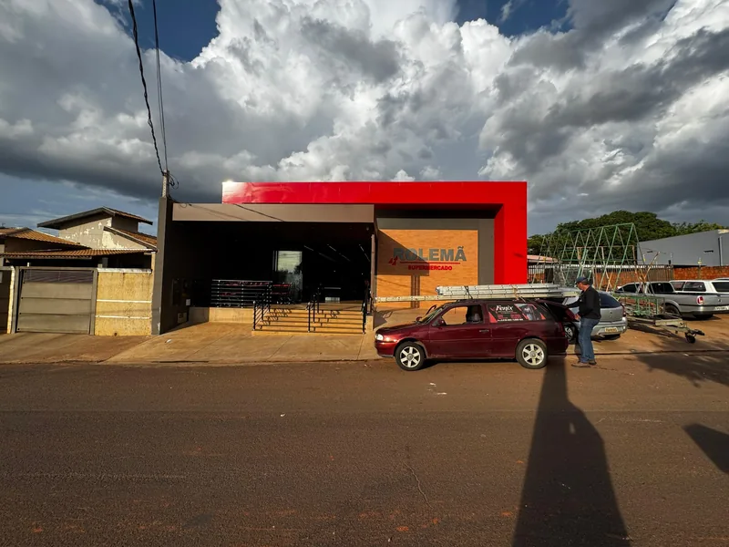 Fachada do Supermercado Rolemã